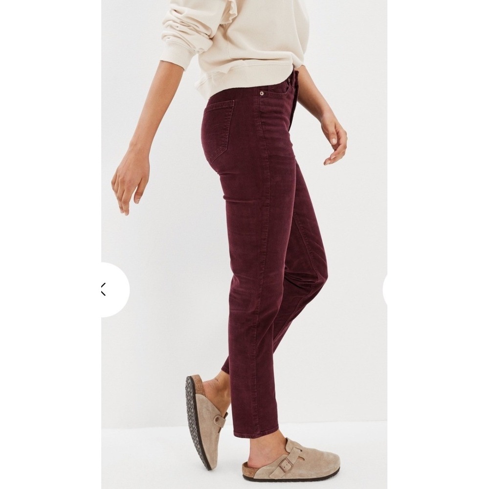 American Eagle Burgundy Super Stretch Corduroy Mom Jean Maroon Pants 18 Short - Picture 3 of 12